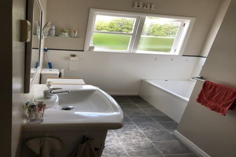 Photo of property in 17 Bauchop Road, Waterloo, Lower Hutt, 5011