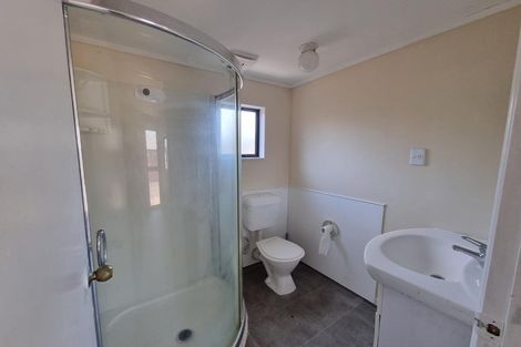 Photo of property in 10 Orakau Road, Mangere East, Auckland, 2024