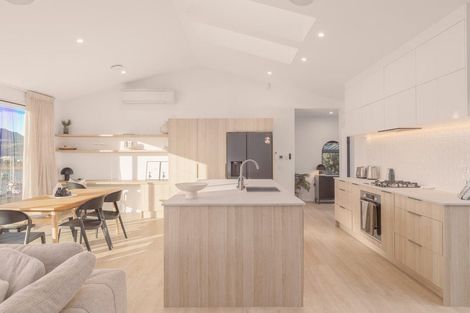 Photo of property in 4 Godley Quay, Lyttelton, 8082