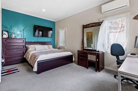Photo of property in 21 Cinnabar Place, Westgate, Auckland, 0614