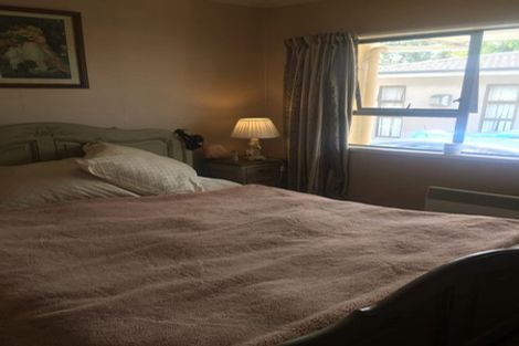 Photo of property in 2/3 Belle Vue Avenue, Northcote Point, Auckland, 0627