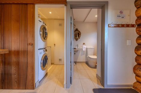 Photo of property in 21 Mount Iron Drive, Wanaka, 9305