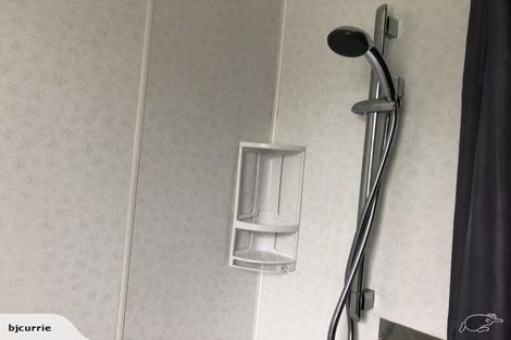 Photo of property in 6 Rochester Street, Awapuni, Palmerston North, 4412