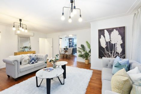Photo of property in 2a Kereru Street, Henderson, Auckland, 0612