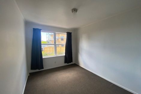 Photo of property in 8 Silver Birch Rise, Henderson, Auckland, 0612