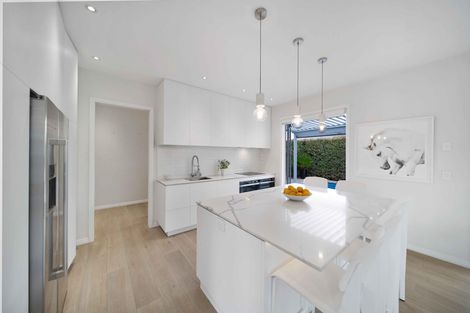 Photo of property in 19 Hinau Road, Karaka, Papakura, 2113