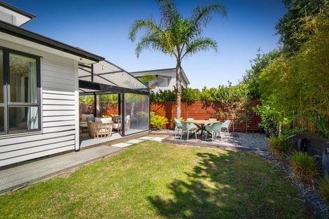 Photo of property in 24 Flavell Drive, Orewa, 0931