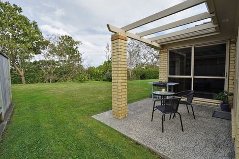 Photo of property in 55 Sovereign Isle Lane, Rototuna, Hamilton, 3210