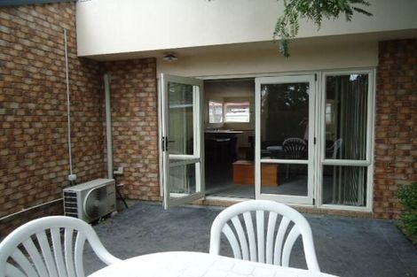 Photo of property in 2/37 Picton Avenue, Riccarton, Christchurch, 8011