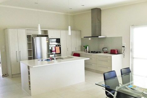 Photo of property in 69 Costa Viva Crescent, Karaka, Papakura, 2113