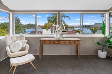 Photo of property in 4 Sunny Bay Road, Matua, Tauranga, 3110