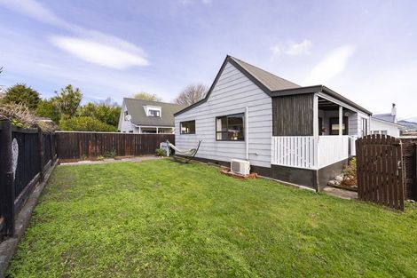 Photo of property in 2/17 Ranui Road, Stoke, Nelson, 7011