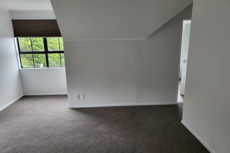 Photo of property in 30 Satara Crescent, Khandallah, Wellington, 6035