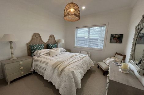 Photo of property in 161 Lemon Street, Strandon, New Plymouth, 4312