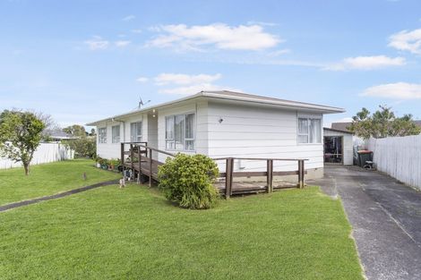 Photo of property in 94 Zelda Avenue, Clover Park, Auckland, 2023
