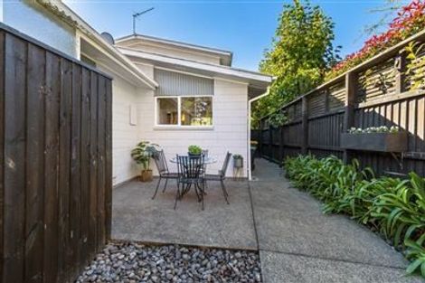Photo of property in 2/32 Abberley Crescent, St Albans, Christchurch, 8014
