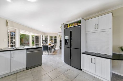Photo of property in 12 San Jose Rise, Shamrock Park, Auckland, 2016