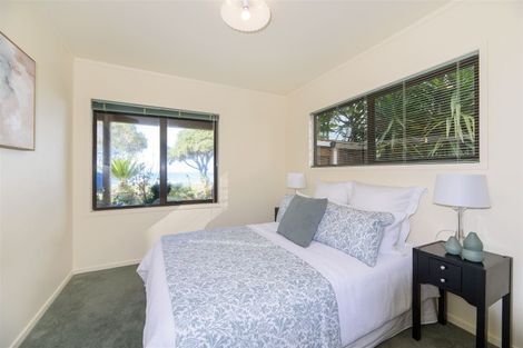 Photo of property in 18 Matakatia Parade, Matakatia, Whangaparaoa, 0930