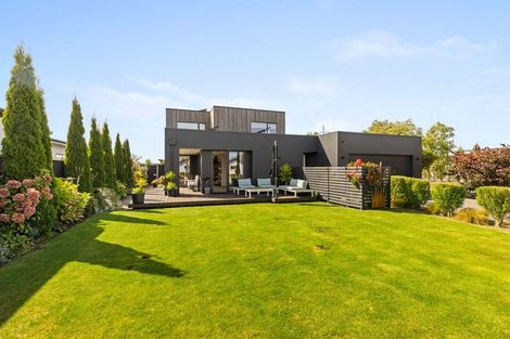Photo of property in 2 Te Wairewa Street, Pegasus, 7612