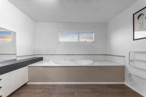 Photo of property in 217 Mairehau Road, Burwood, Christchurch, 8083