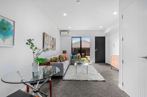 Photo of property in 5/4 Glenhaven Place, Te Atatu Peninsula, Auckland, 0610