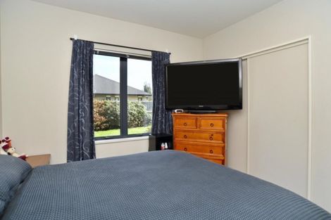 Photo of property in 10 Pukeko Place, Rangiora, 7400