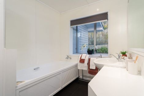 Photo of property in 3 Waterford Drive, Churton Park, Wellington, 6037