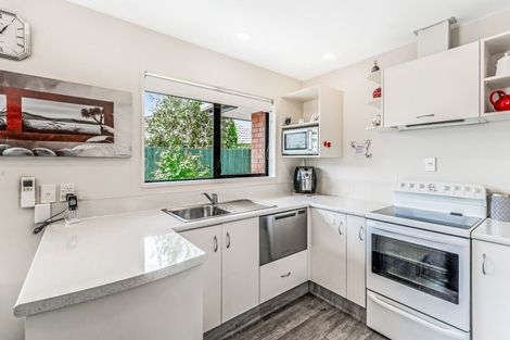 Photo of property in 17f Matawai Close, Rangiora, 7400