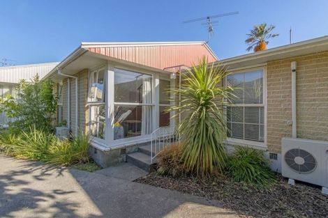 Photo of property in 2/140 Champion Street, Edgeware, Christchurch, 8013