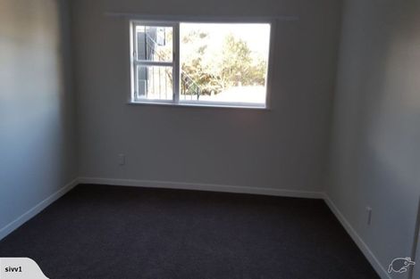 Photo of property in 16 Southern Cross Crescent, Island Bay, Wellington, 6023
