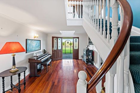Photo of property in 260 State Highway 16, Kumeu, 0892