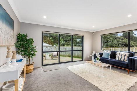 Photo of property in 44a Staithes Drive North, Whitby, Porirua, 5024