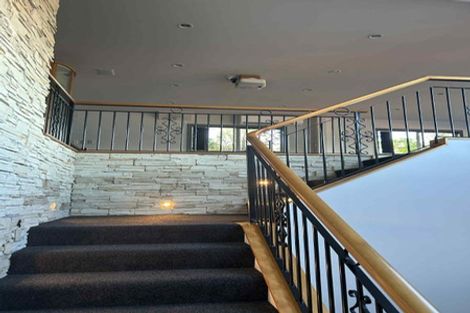 Photo of property in 14 Bush View Lane, Northcote Point, Auckland, 0627