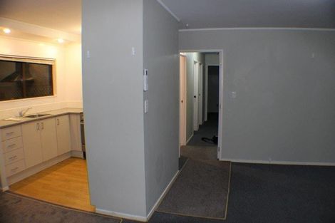 Photo of property in 3/94 Birkenhead Avenue, Birkenhead, Auckland, 0626