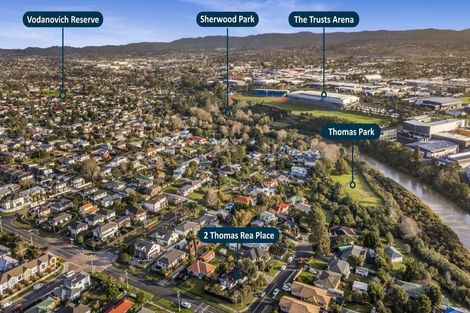 Photo of property in 2 Thomas Rea Place, Te Atatu South, Auckland, 0610