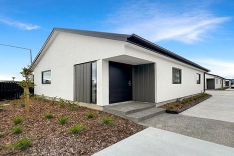 Photo of property in 2/590 Gloucester Street, Linwood, Christchurch, 8011
