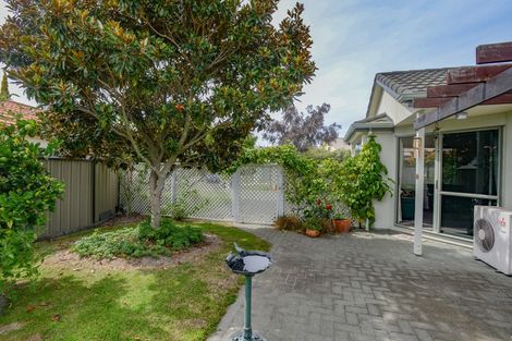 Photo of property in 12 Flemington Place, Taradale, Napier, 4112
