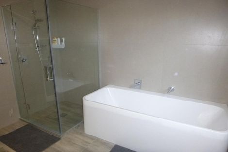 Photo of property in 66 Rama Crescent, Khandallah, Wellington, 6035