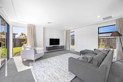 Photo of property in 7 Maurice James Way, Prebbleton, 7604