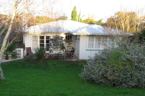Photo of property in 1/2 Patons Road, Howick, Auckland, 2014
