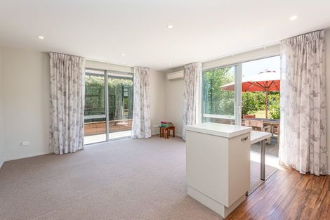 Photo of property in 47 Oakgrove Drive, Rangiora, 7400