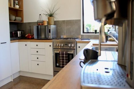 Photo of property in 128 Newcastle Road, Dinsdale, Hamilton, 3204