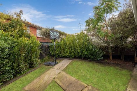 Photo of property in 1/70 Juniper Road, Sunnynook, Auckland, 0620