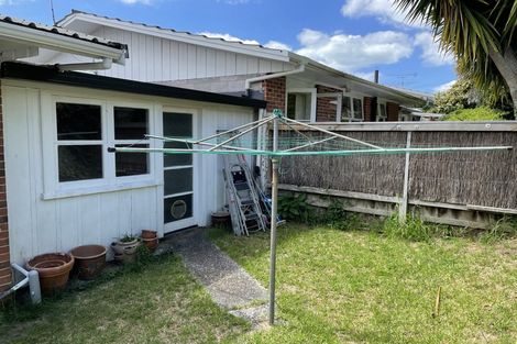 Photo of property in 1/10 Eban Avenue, Hillcrest, Auckland, 0627