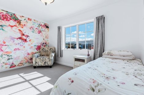 Photo of property in 18 Chateau Crescent, Rangatira Park, Taupo, 3330