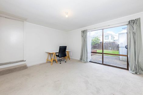Photo of property in 1/21 Simon Ellice Drive, Bayview, Auckland, 0629