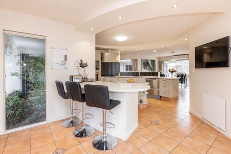Photo of property in 21 Pukekura Place, Taradale, Napier, 4112