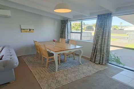 Photo of property in 217 Range Road, Papamoa Beach, Papamoa, 3118