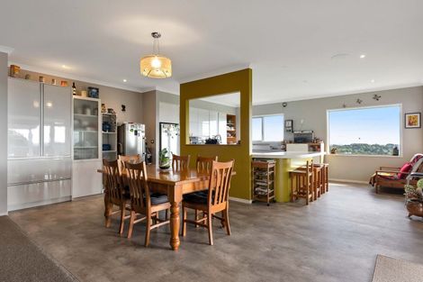 Photo of property in 51 Wilson Road, Urenui, 4375