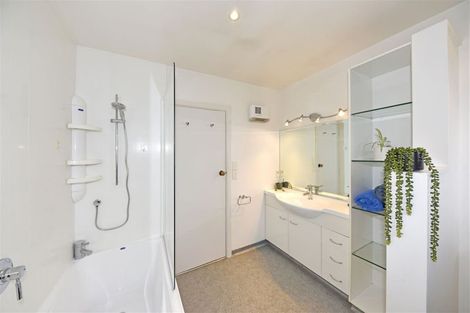 Photo of property in 9 Gainford Street, Avonhead, Christchurch, 8042